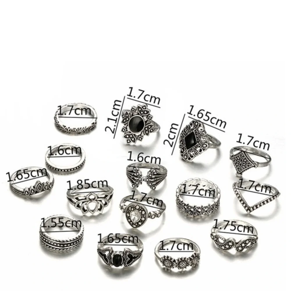 3/$30 🖤🤍 Bohemian Silver Ring Set